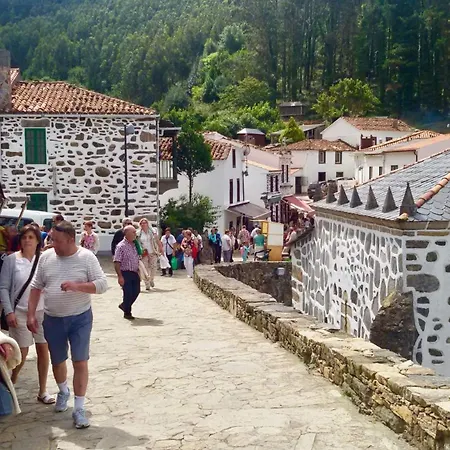 Stone Fisterra Nyaraló *